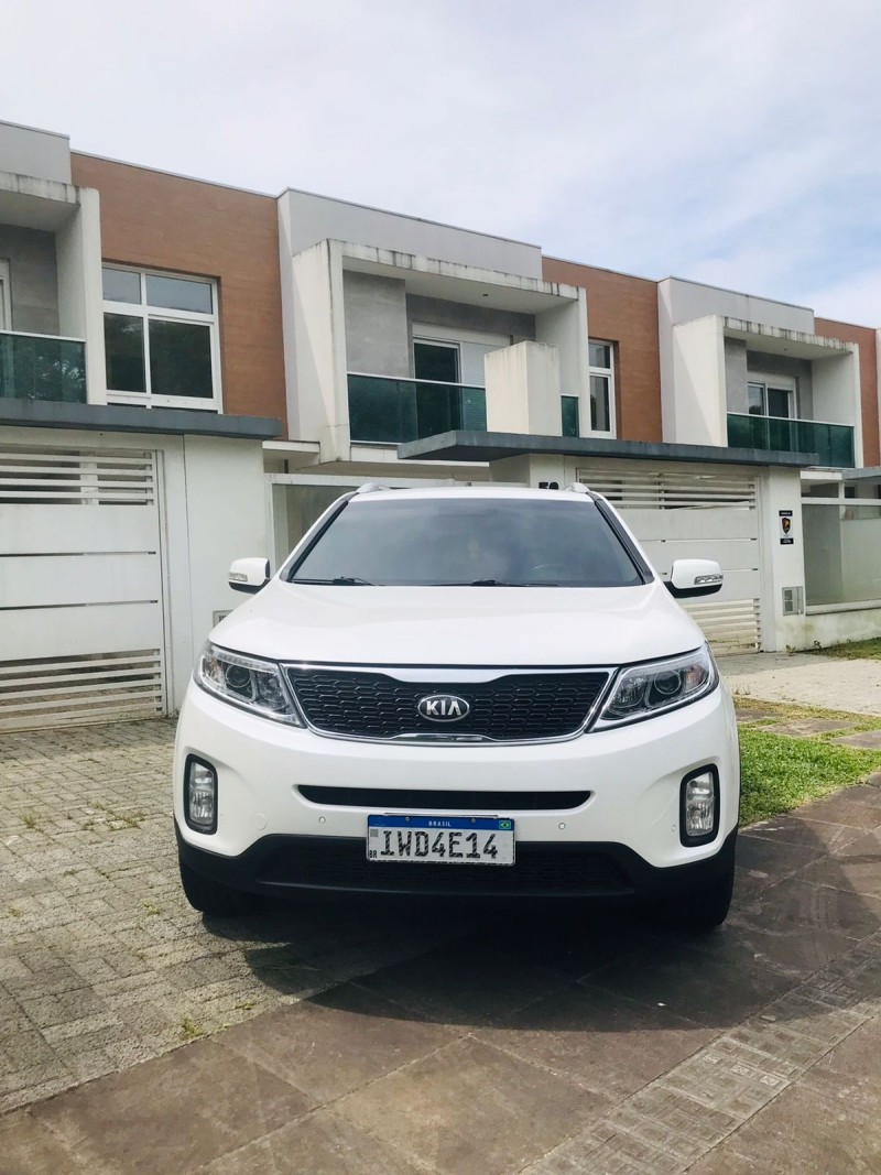 SORENTO 2.4 EX2 4X2 16V GASOLINA 4P AUTOMÁTICO - 2015 - FARROUPILHA