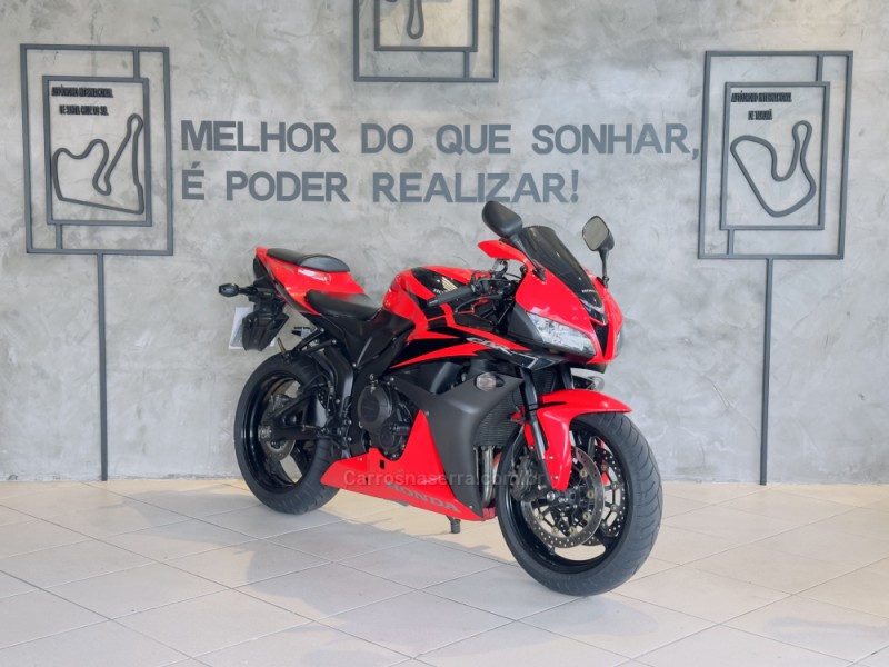 cbr 600rr  2008 caxias do sul