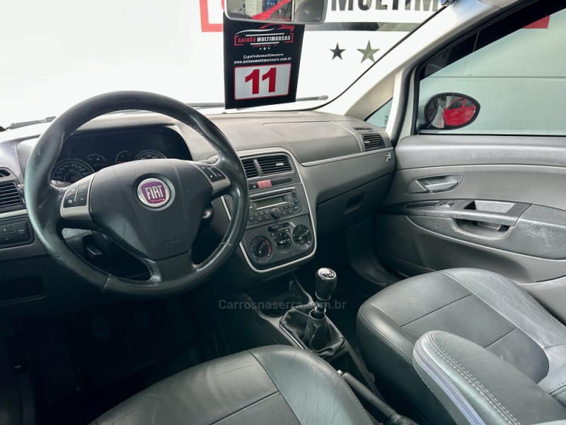 PUNTO 1.6 ESSENCE 16V FLEX 4P MANUAL - 2011 - CAXIAS DO SUL