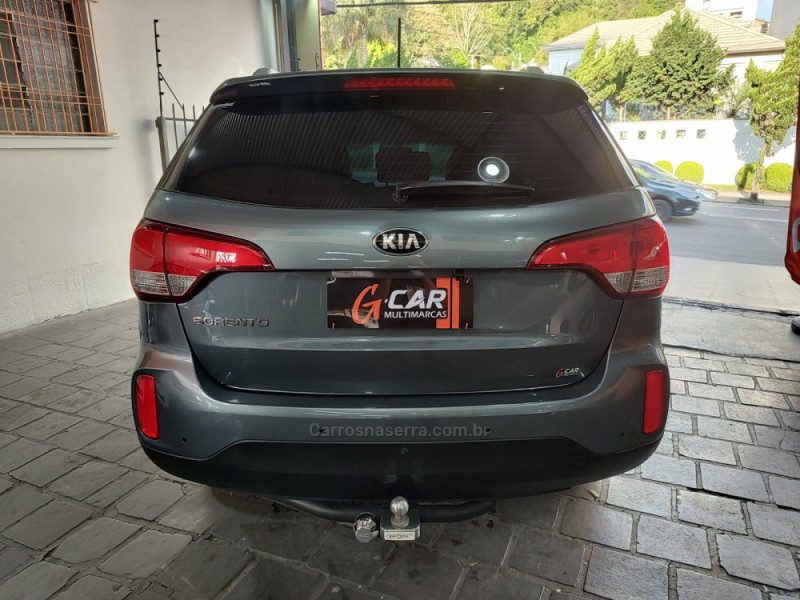 SORENTO 2.4 EX 4X2 16V GASOLINA 4P AUTOMÁTICO - 2014 - CAXIAS DO SUL