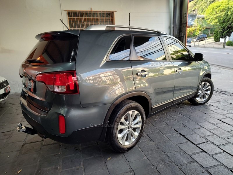 SORENTO 2.4 EX 4X2 16V GASOLINA 4P AUTOMÁTICO - 2014 - CAXIAS DO SUL