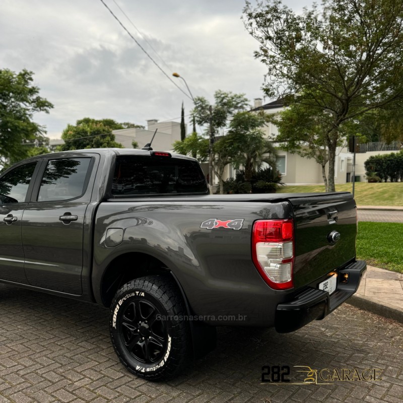 RANGER 2.2 XLS 4X4 CD 16V DIESEL 4P AUTOMÁTICO - 2023 - FARROUPILHA