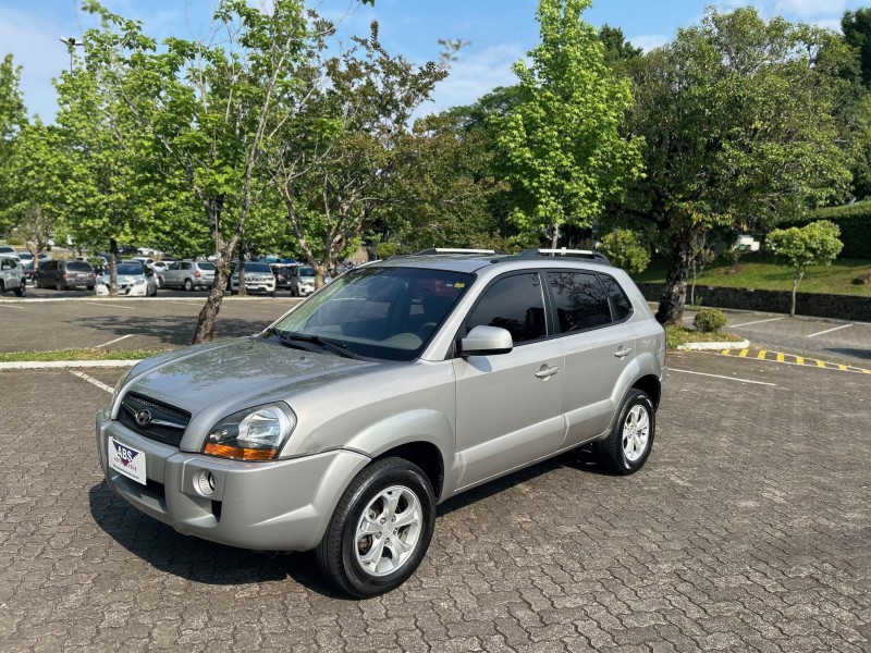 TUCSON 2.0 MPFI GLS 16V 143CV 2WD FLEX 4P AUTOMÁTICO - 2010 - CAXIAS DO SUL