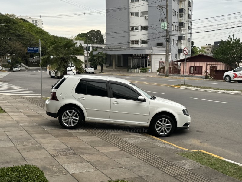 GOLF 1.6 MI 8V GASOLINA 4P MANUAL - 2014 - FARROUPILHA