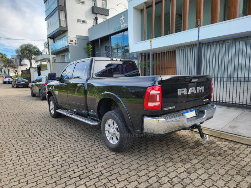 2500 LARAMIE  - 2021 - MONTENEGRO