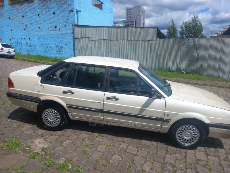 VERSAILLES 2.0 I GHIA 8V GASOLINA 4P MANUAL - 1994 - CAXIAS DO SUL