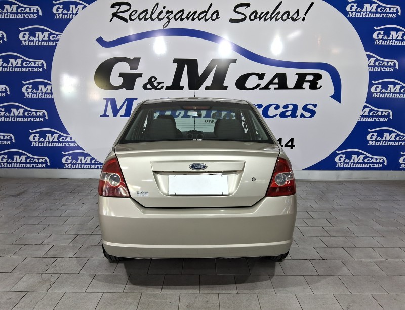 FIESTA 1.0 MPI SEDAN 8V FLEX 4P MANUAL - 2009 - SãO SEBASTIãO DO CAí