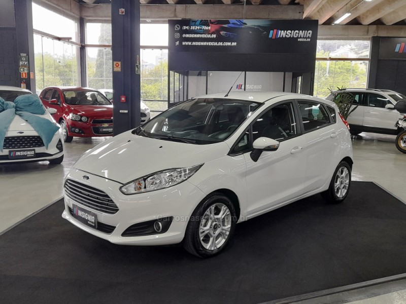 fiesta 1.6 se hatch 16v flex 4p automatico 2015 caxias do sul