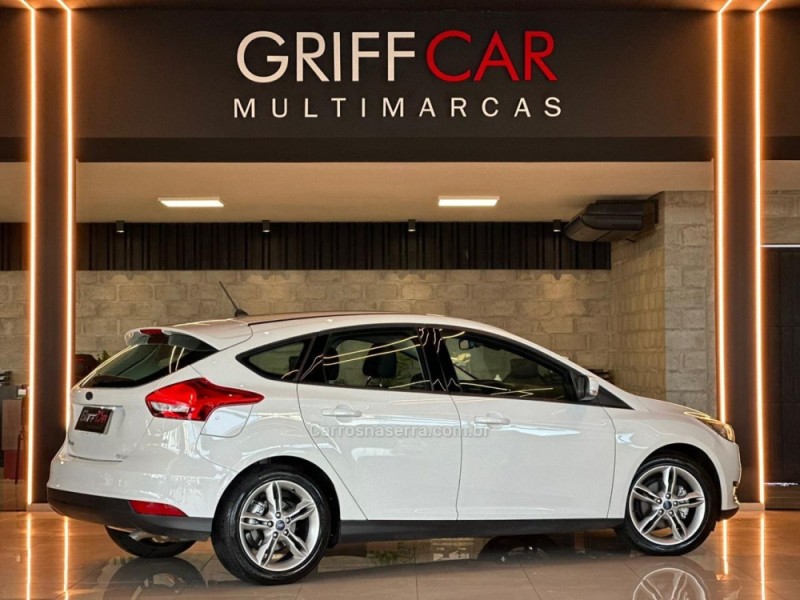 FOCUS 1.6 SE 16V FLEX 4P MANUAL - 2018 - DOIS IRMãOS