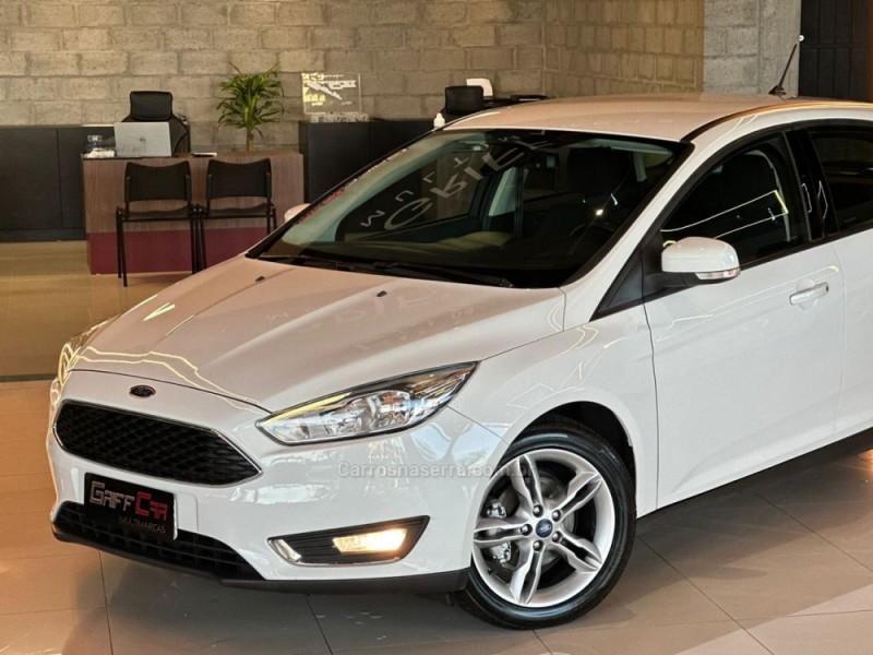 FOCUS 1.6 SE 16V FLEX 4P MANUAL - 2018 - DOIS IRMãOS