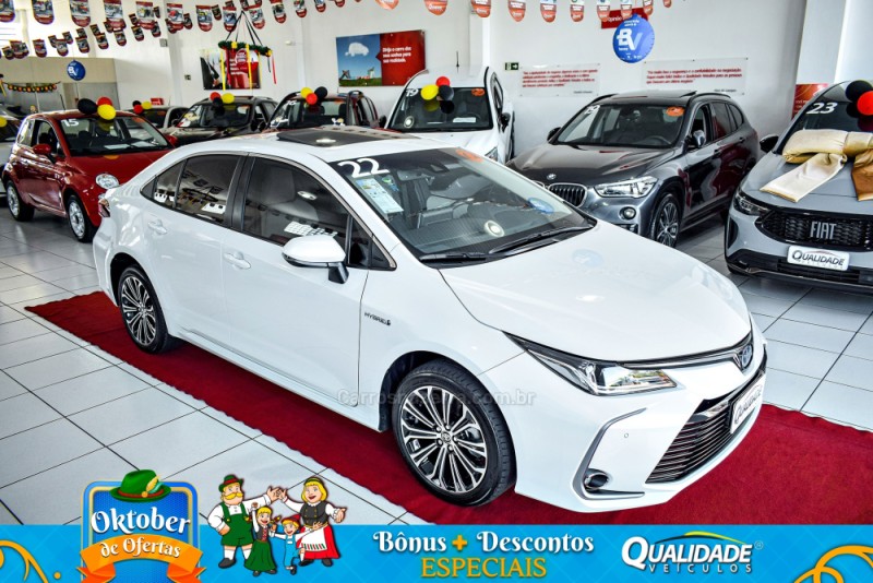 COROLLA 1.8 ALTIS PREMIUM 16V HÍBRIDO 4P AUTOMÁTICO