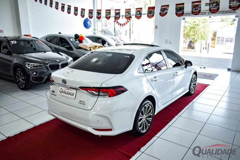 COROLLA 1.8 ALTIS PREMIUM 16V HÍBRIDO 4P AUTOMÁTICO - 2022 - SANTA CRUZ DO SUL