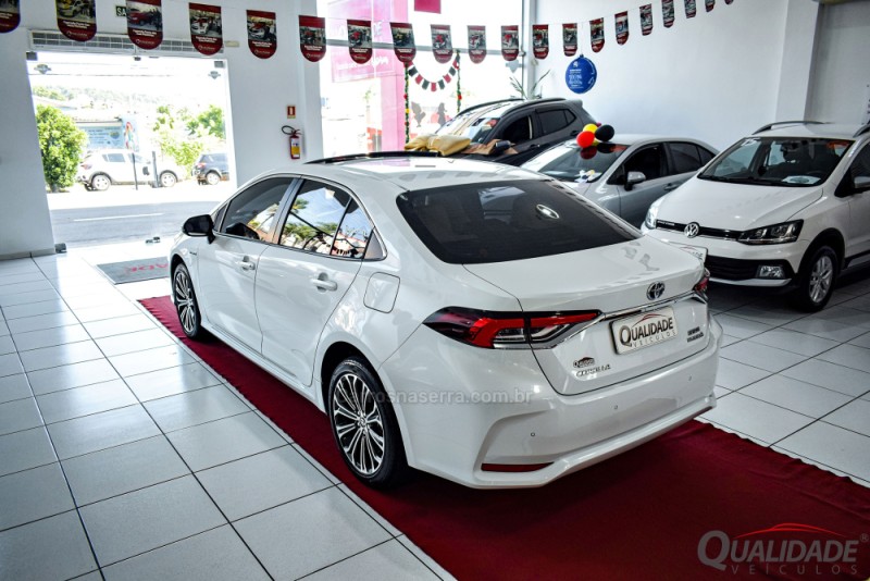 COROLLA 1.8 ALTIS PREMIUM 16V HÍBRIDO 4P AUTOMÁTICO - 2022 - SANTA CRUZ DO SUL