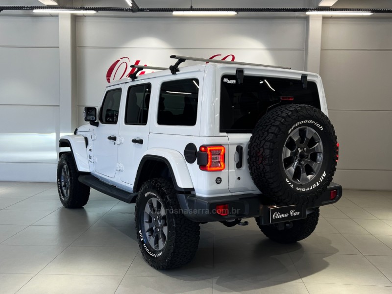 WRANGLER 2.0 TURBO UNLIMITED SAHARA 4X4 GASOLINA 4P AUTOMÁTICO - 2019 - FLORES DA CUNHA