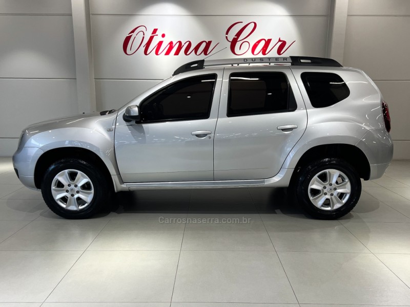 DUSTER 1.6 DYNAMIQUE 4X2 16V FLEX 4P MANUAL - 2016 - FLORES DA CUNHA