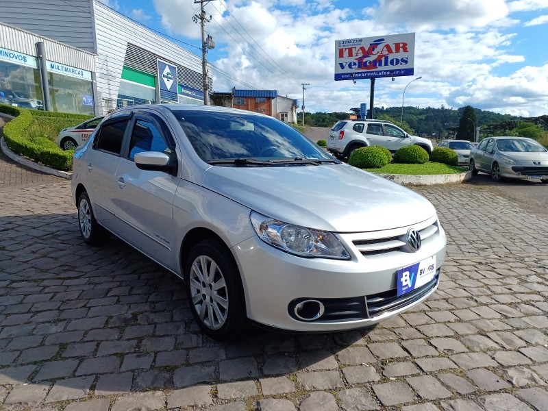 VOYAGE 1.6 MI COMFORTLINE 8V FLEX 4P MANUAL - 2012 - FLORES DA CUNHA