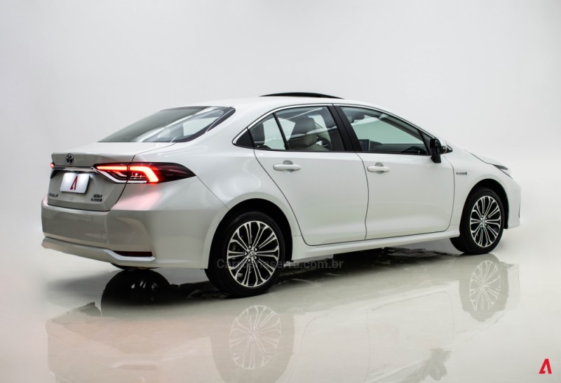 COROLLA 1.8 ALTIS PREMIUM 16V HÍBRIDO 4P AUTOMÁTICO - 2021 - GARIBALDI