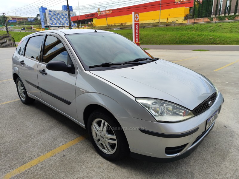 FOCUS 1.6 GLX 8V FLEX 4P MANUAL - 2009 - FARROUPILHA