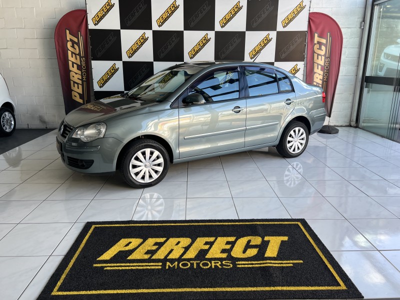 POLO SEDAN 1.6 MI 8V FLEX 4P MANUAL