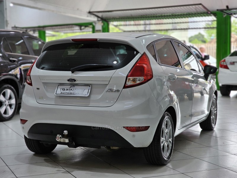 FIESTA 1.6 SE HATCH 16V FLEX 4P MANUAL - 2016 - SAPUCAIA DO SUL