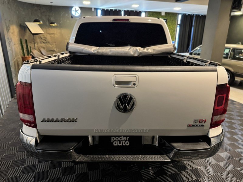 AMAROK 2.0 HIGHLINE 4X4 CD 16V TURBO INTERCOOLER DIESEL 4P AUTOMÁTICO - 2018 - FARROUPILHA