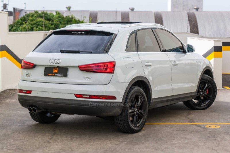 Q3 1.4 TFSI AMBIENTE FLEX 4P S TRONIC - 2018 - PORTO ALEGRE