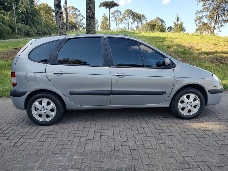 SCÉNIC 2.0 PRIVILÉGE 16V GASOLINA 4P MANUAL - 2007 - CAXIAS DO SUL