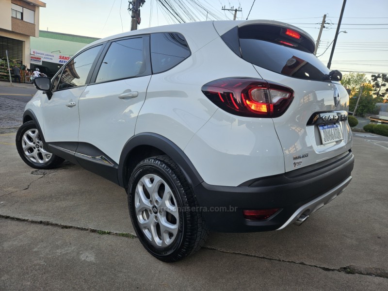 CAPTUR 1.6 16V SCE FLEX ZEN MANUAL - 2018 - CAXIAS DO SUL