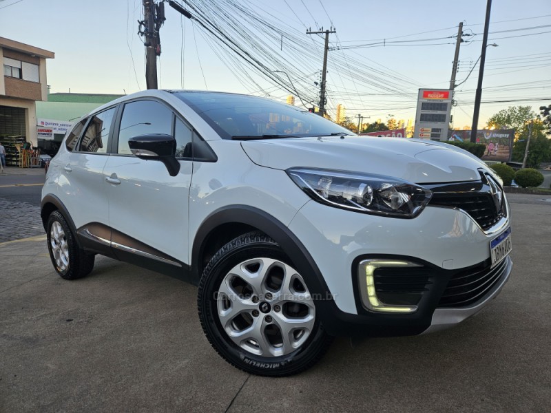 CAPTUR 1.6 16V SCE FLEX ZEN MANUAL - 2018 - CAXIAS DO SUL