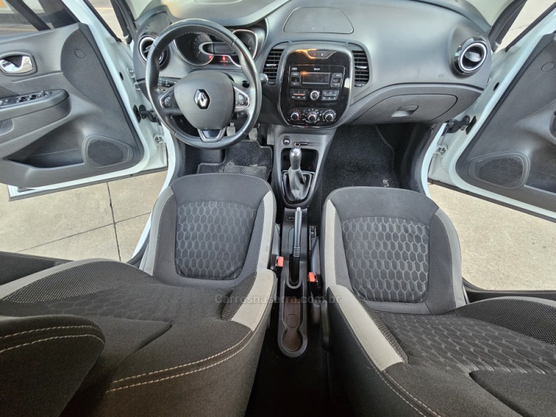 CAPTUR 1.6 16V SCE FLEX ZEN MANUAL - 2018 - CAXIAS DO SUL