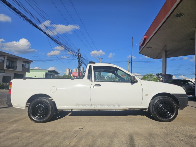 COURIER 1.6 MPI L 8V GASOLINA 2P MANUAL - 2008 - CAXIAS DO SUL