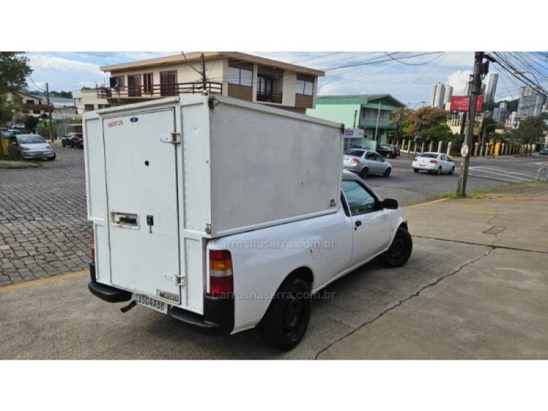 COURIER 1.6 MPI L 8V GASOLINA 2P MANUAL - 2008 - CAXIAS DO SUL