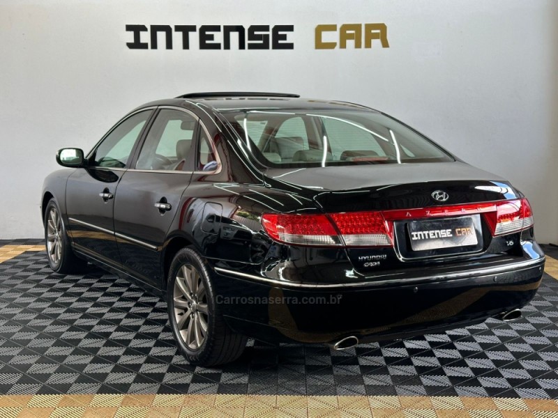 AZERA 3.3 MPFI GLS SEDAN V6 24V GASOLINA 4P AUTOMÁTICO - 2010 - NOVO HAMBURGO