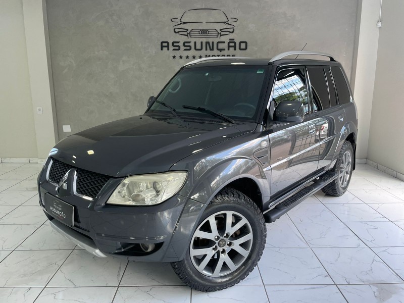 PAJERO TR4 2.0 4X2 16V 140CV FLEX 4P AUTOMÁTICO - 2013 - CAXIAS DO SUL