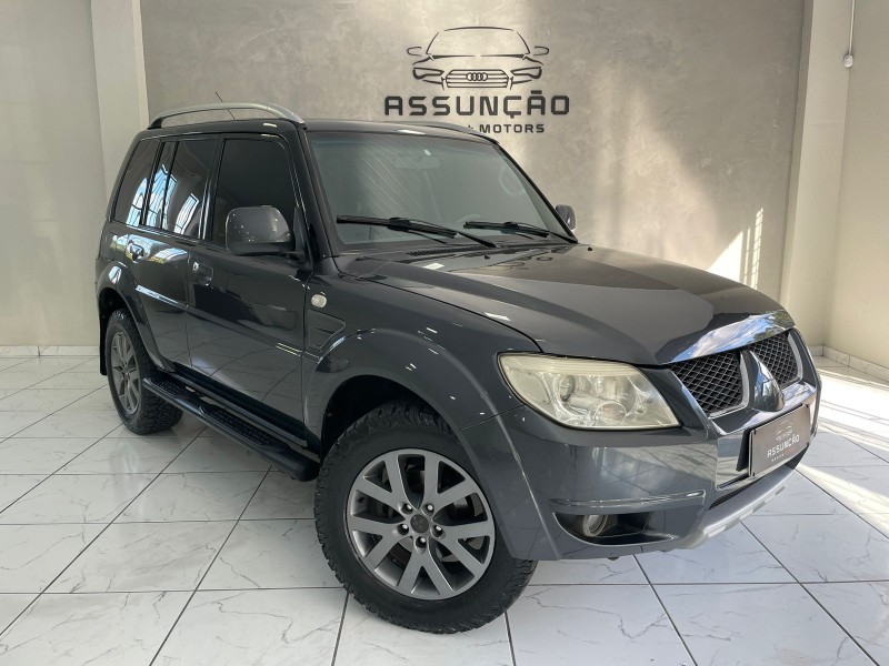 PAJERO TR4 2.0 4X2 16V 140CV FLEX 4P AUTOMÁTICO