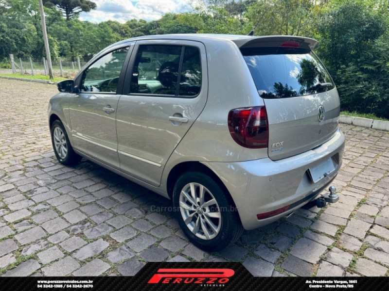 FOX 1.6 MI PRIME 8V FLEX 4P AUTOMATIZADO - 2013 - NOVA PRATA