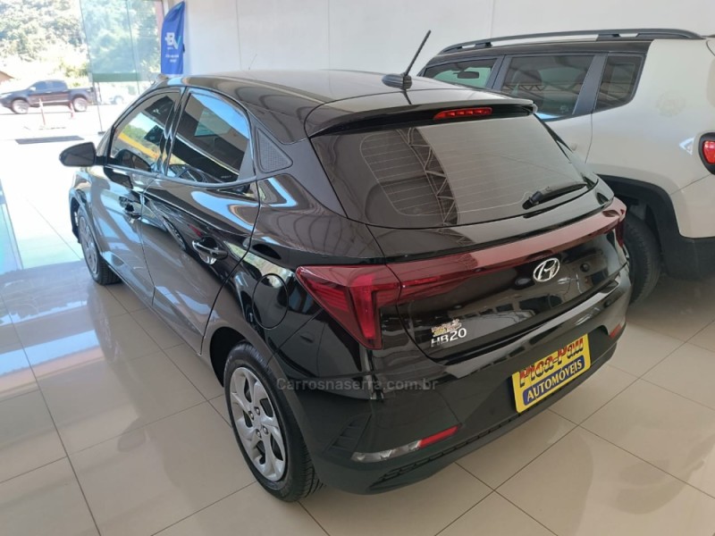 HB20 1.0 COMFORT PLUS 12V TURBO FLEX 4P MANUAL - 2023 - NOVA PETRóPOLIS