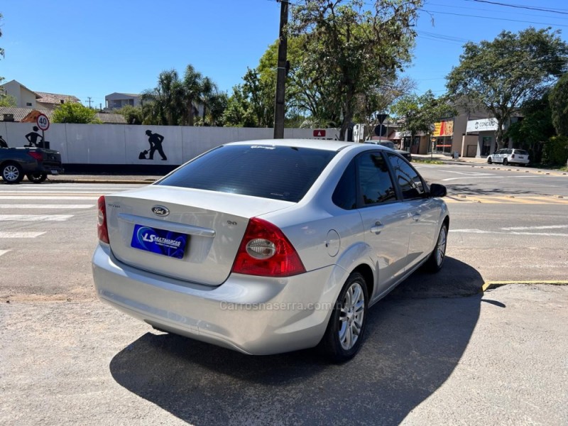 FOCUS 2.0 GLX SEDAN 16V FLEX 4P AUTOMÁTICO - 2013 - VENâNCIO AIRES