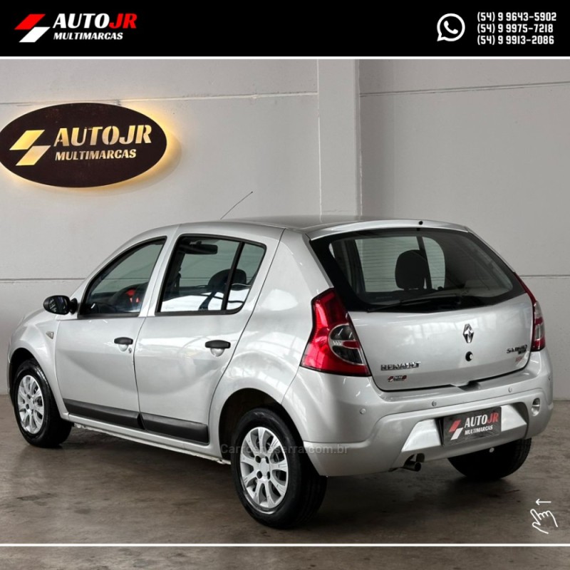 SANDERO 1.0 EXPRESSION 16V FLEX 4P MANUAL - 2009 - VACARIA