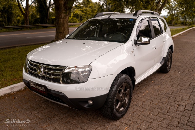 DUSTER 2.0 DYNAMIQUE 4X4 16V FLEX 4P MANUAL - 2014 - DOIS IRMãOS