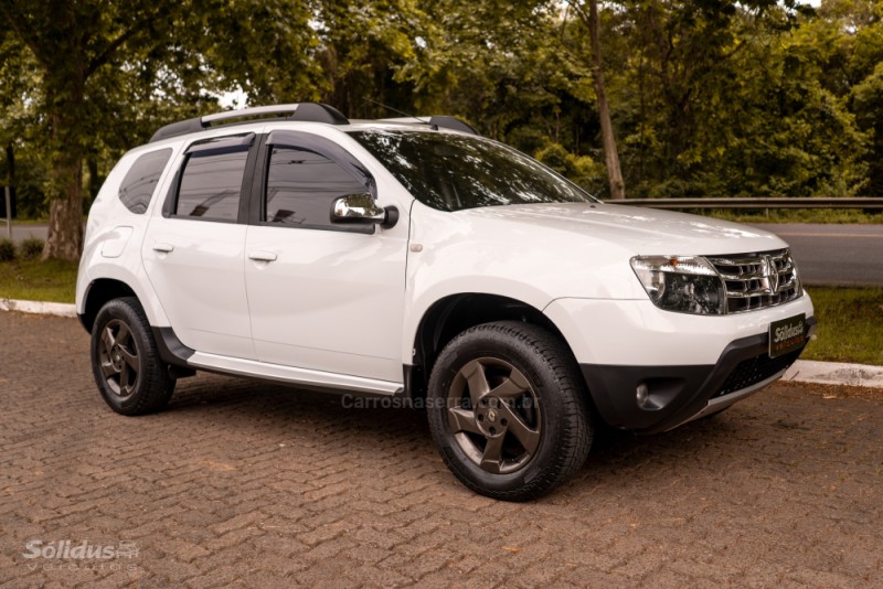 DUSTER 2.0 DYNAMIQUE 4X4 16V FLEX 4P MANUAL - 2014 - DOIS IRMãOS