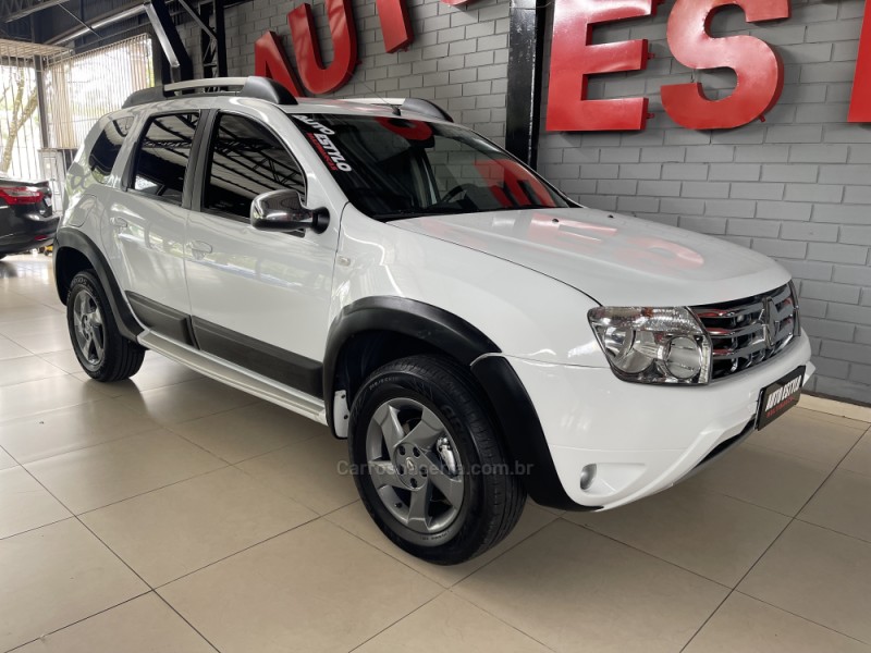 DUSTER 2.0 DYNAMIQUE 4X2 16V FLEX 4P AUTOMÁTICO - 2014 - ESTâNCIA VELHA