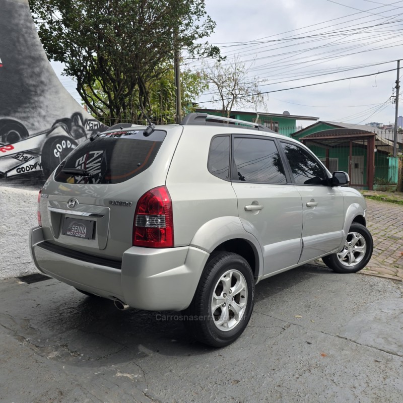 TUCSON 2.0 MPFI GLS BASE 16V 143CV 2WD GASOLINA 4P AUTOMÁTICO - 2013 - CAXIAS DO SUL