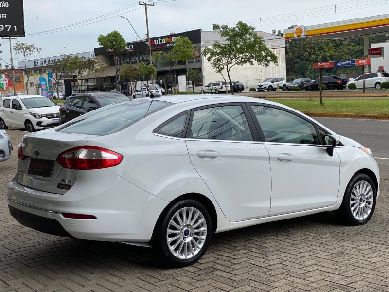 FIESTA 1.6 TITANIUM SEDAN 16V FLEX 4P AUTO - 2015 - CAXIAS DO SUL