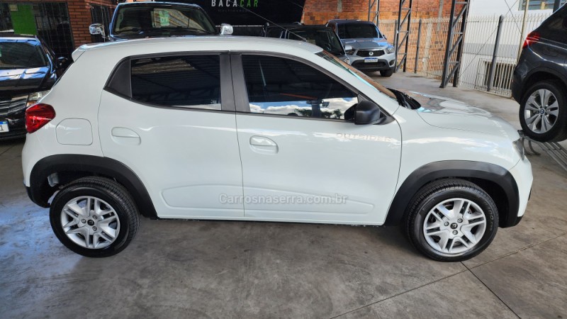 KWID 1.0 12V OUTSIDER FLEX 4P MANUAL - 2022 - CAXIAS DO SUL