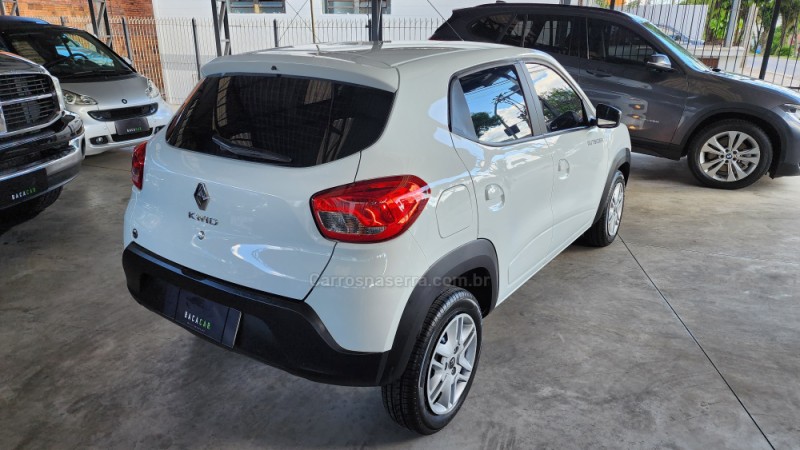 KWID 1.0 12V OUTSIDER FLEX 4P MANUAL - 2022 - CAXIAS DO SUL