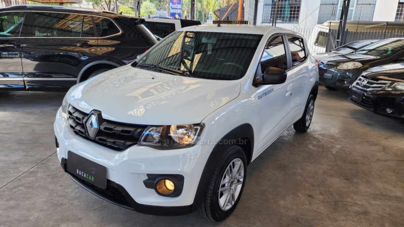 KWID 1.0 12V OUTSIDER FLEX 4P MANUAL - 2022 - CAXIAS DO SUL