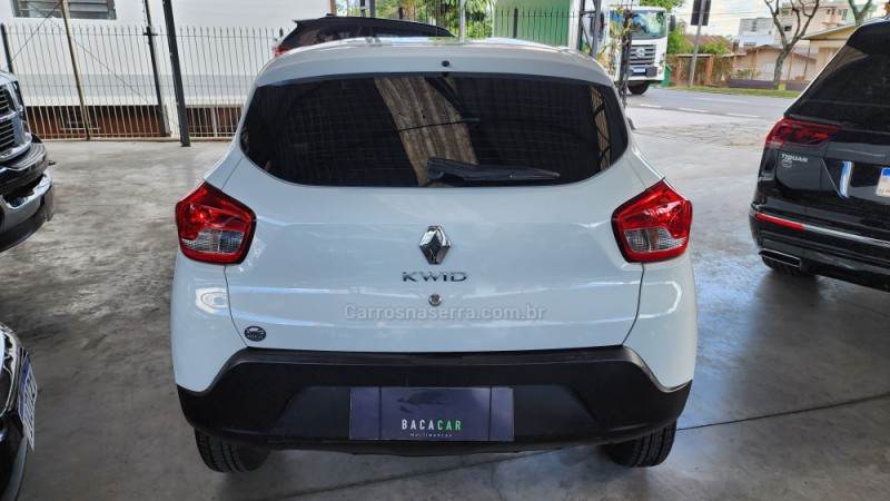 KWID 1.0 12V OUTSIDER FLEX 4P MANUAL - 2022 - CAXIAS DO SUL