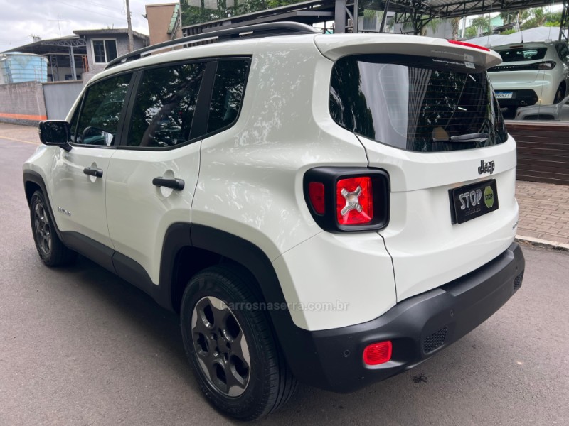 RENEGADE 1.8 16V FLEX SPORT 4P AUTOMÁTICO - 2016 - DOIS IRMãOS