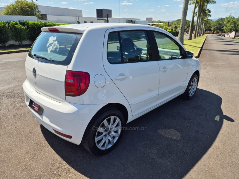 FOX 1.0 MI 8V FLEX 4P MANUAL - 2013 - SãO LEOPOLDO